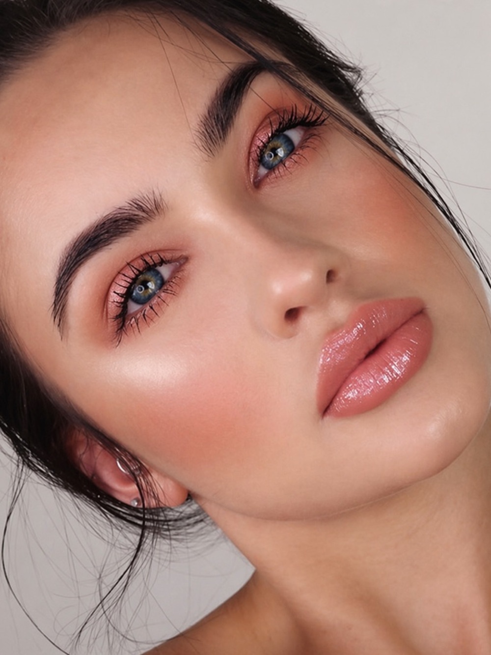 Limited Edition Lip Gloss - Decadent Peach (B44)
